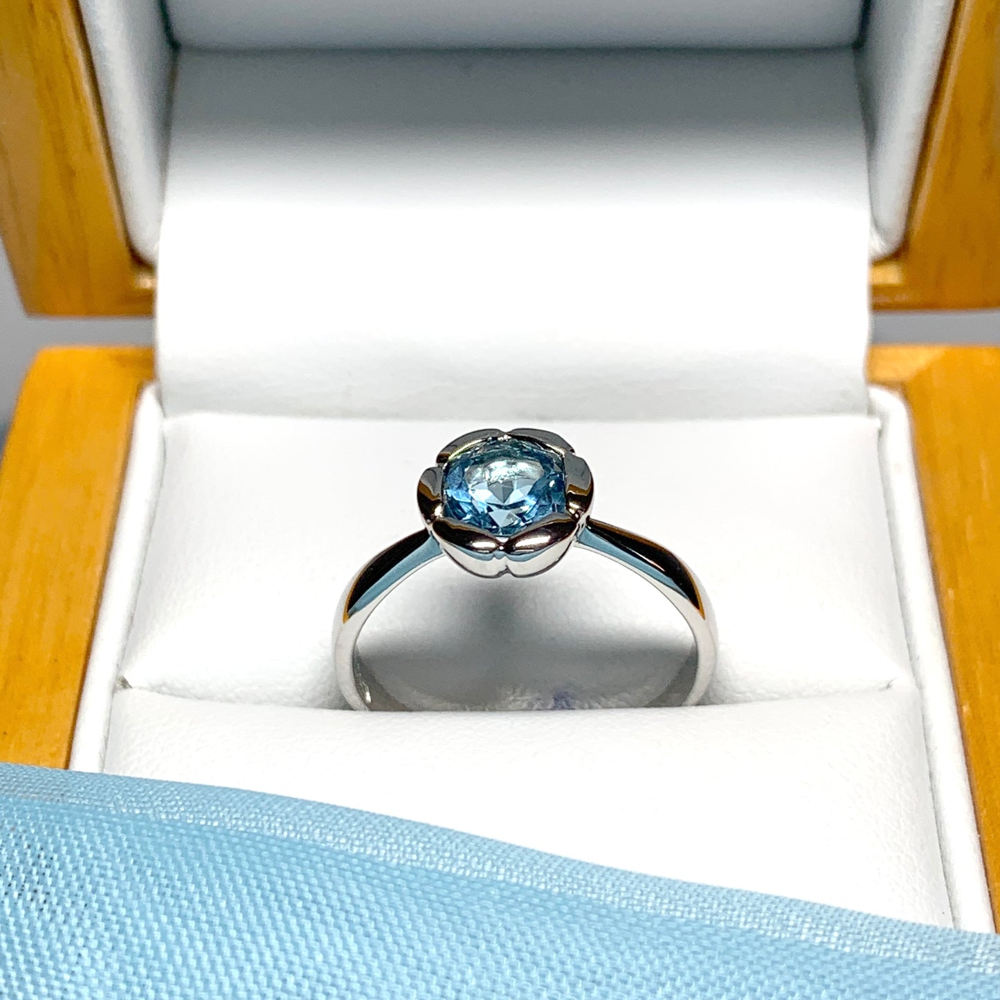 Real blue topaz dress ring ladies fancy flower edged round