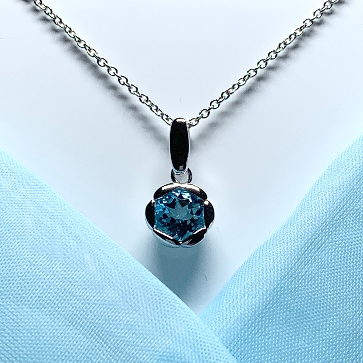 Real blue topaz necklace fancy flower edged round