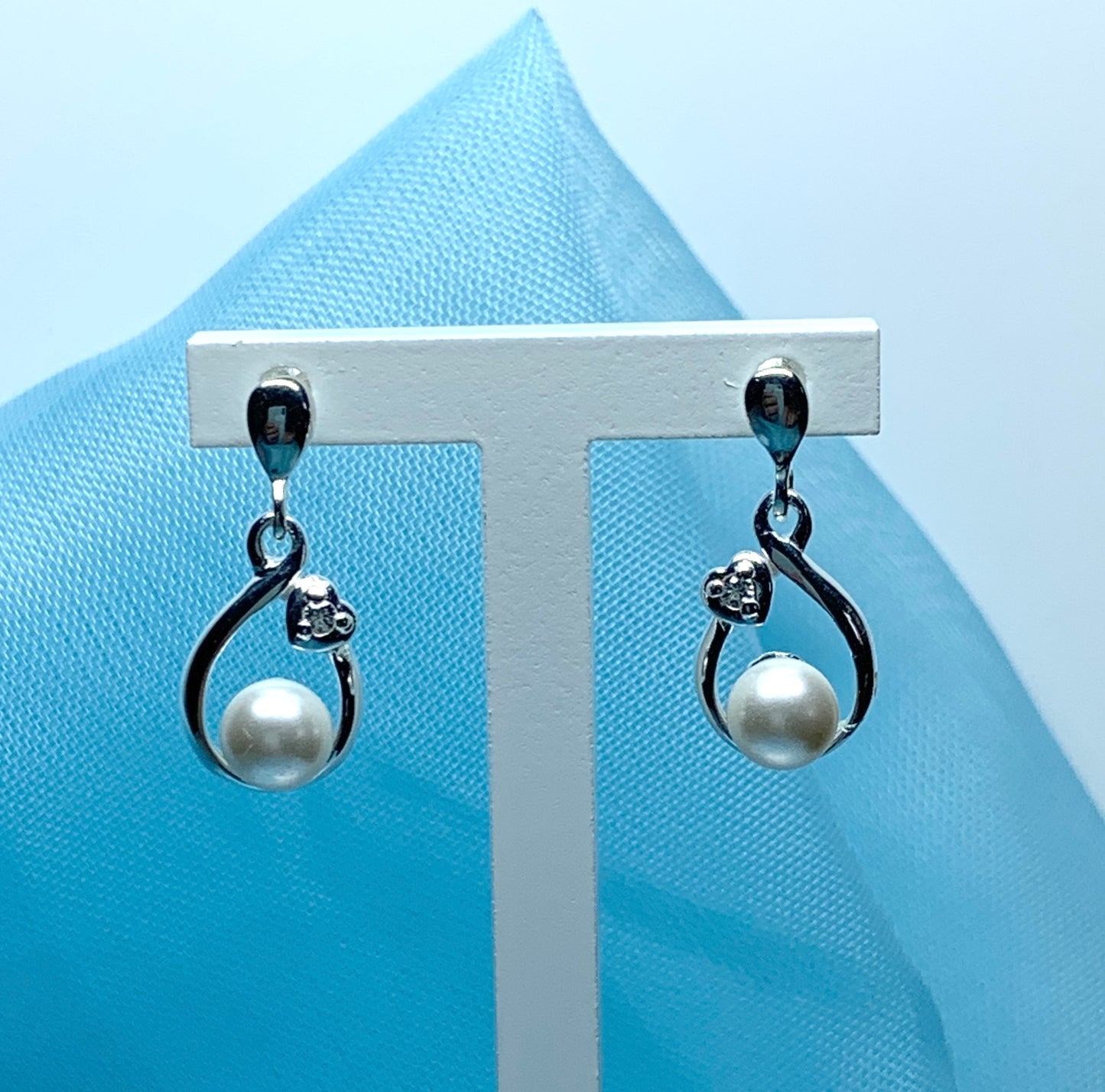 Real freshwater pearl sparkling drop earrings