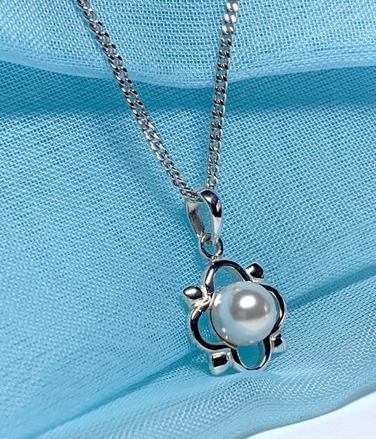 Real freshwater pearl open flower petal sterling silver necklace pendant