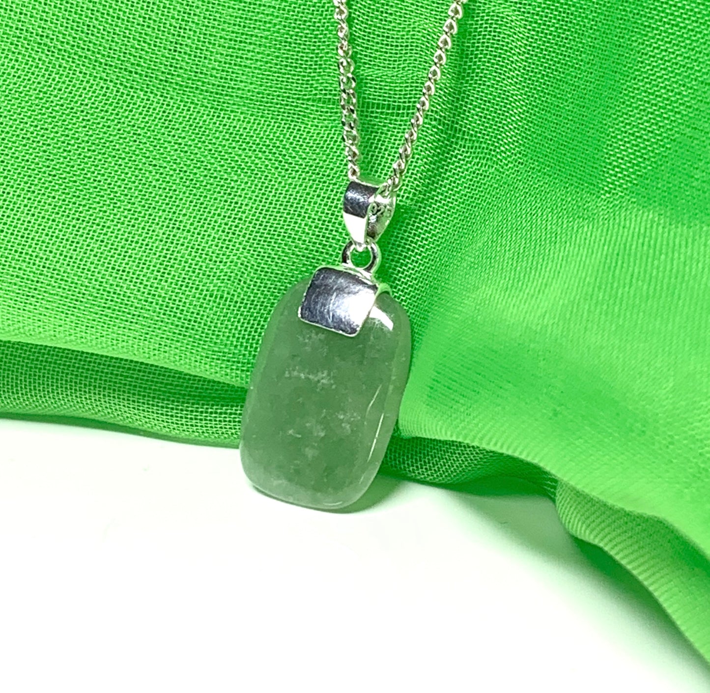 Real green jade necklace cushion shaped silver