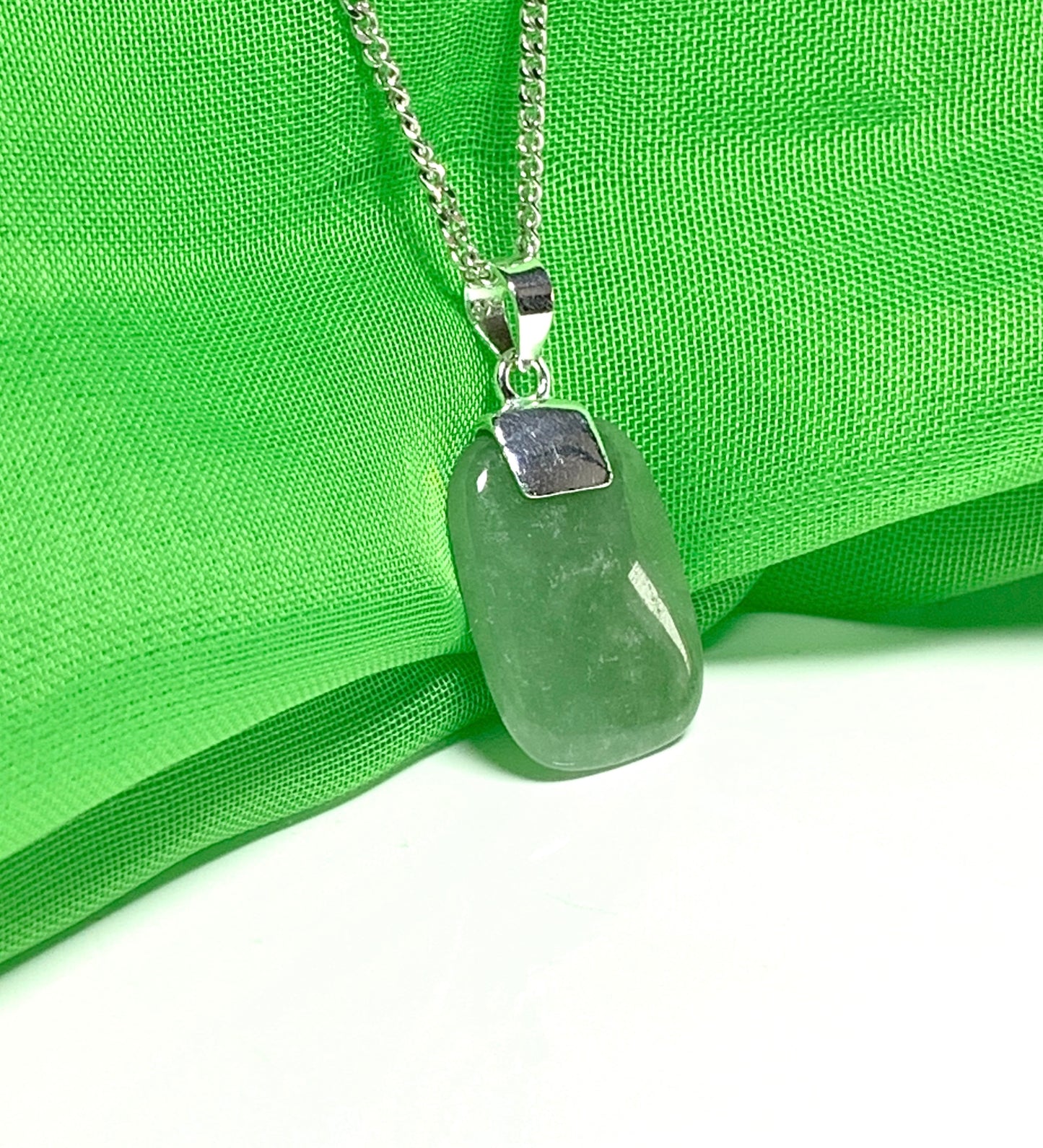 Real green jade necklace cushion shaped silver