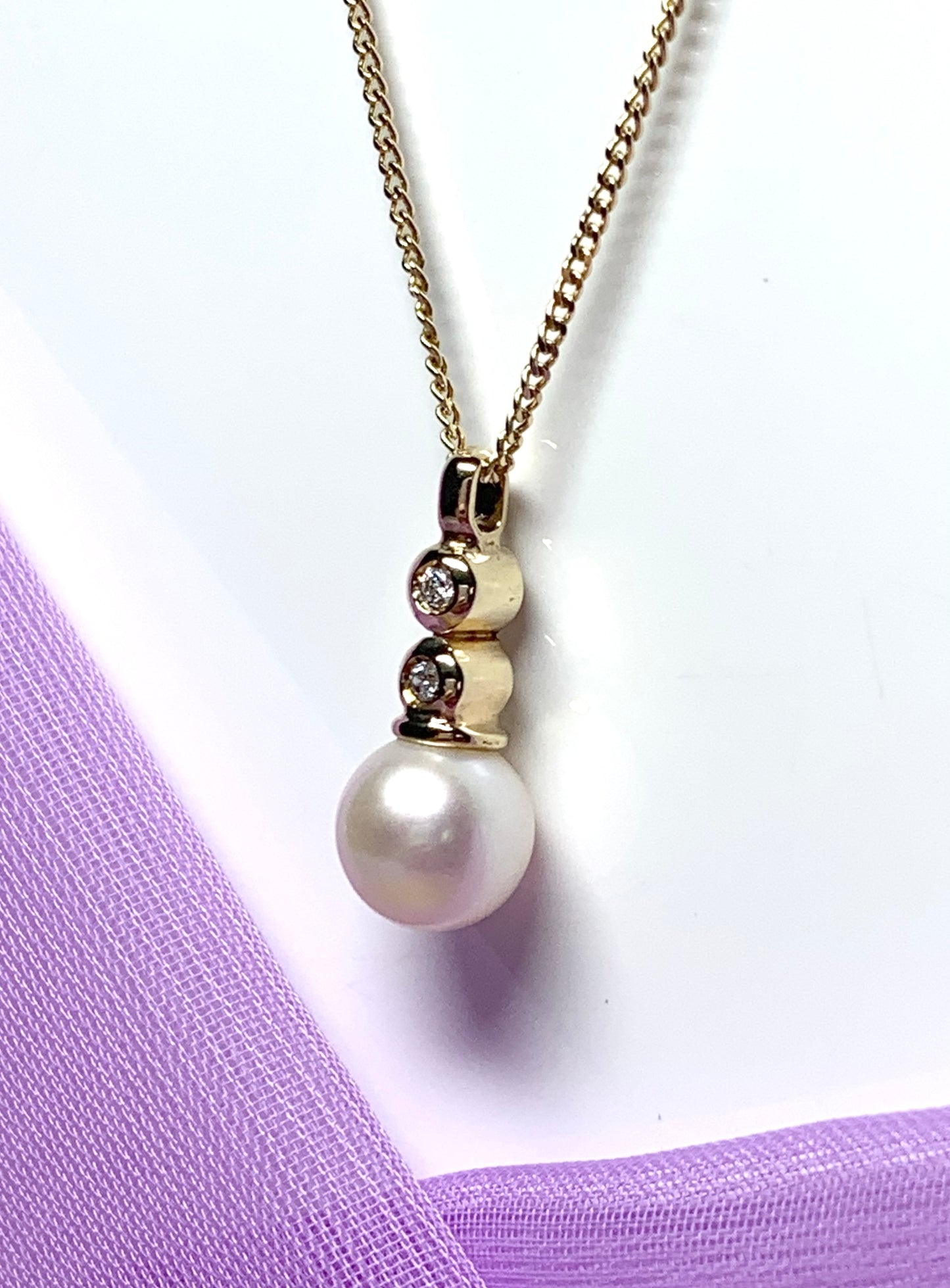 Real pearl necklace freshwater cultured cubic zirconia yellow gold