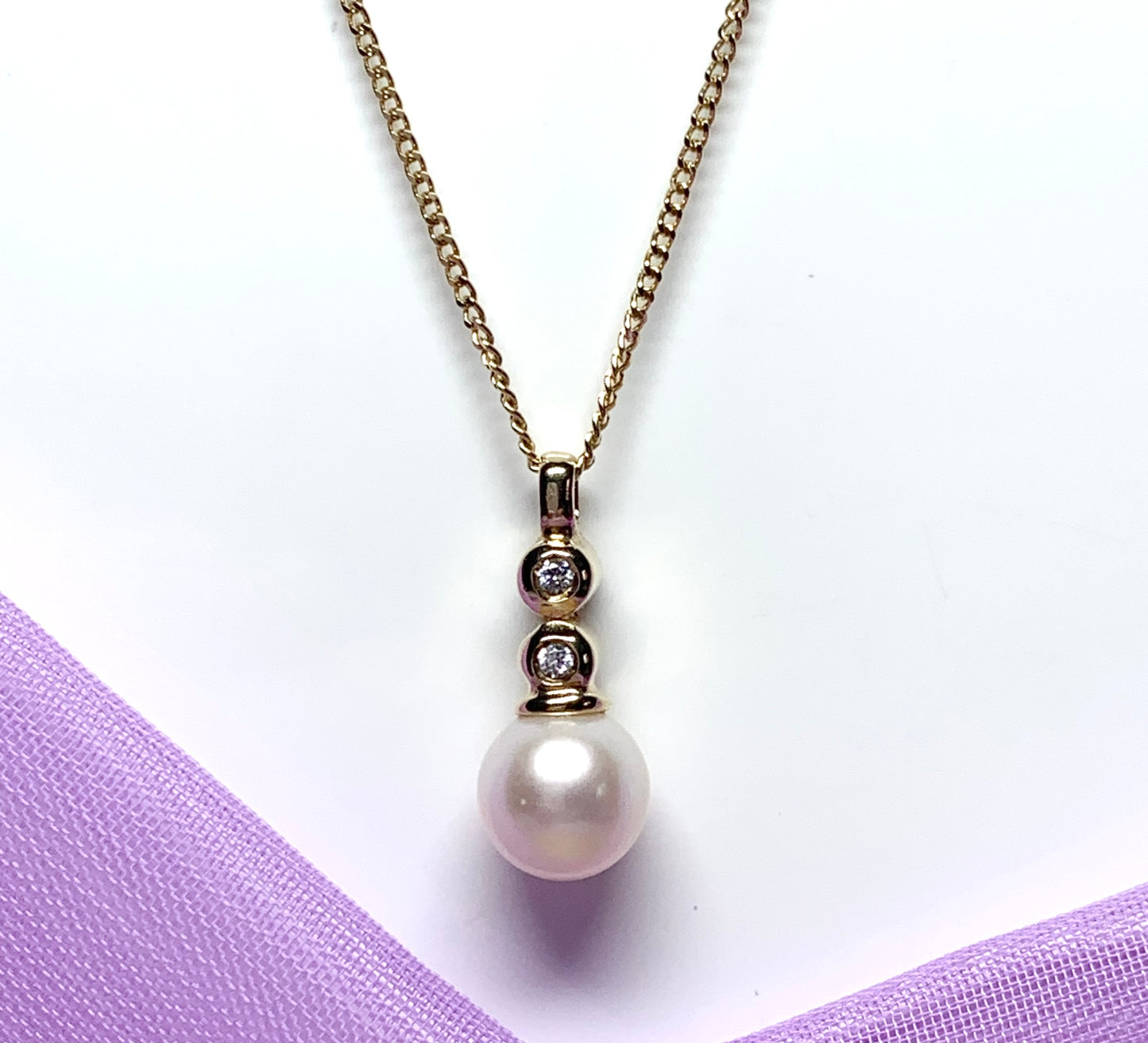Real pearl necklace freshwater cultured cubic zirconia yellow gold