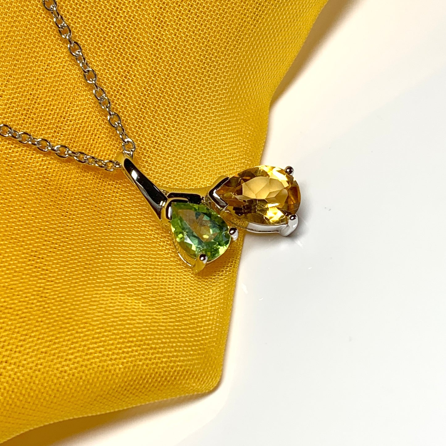 Real peridot and citrine fancy necklace
