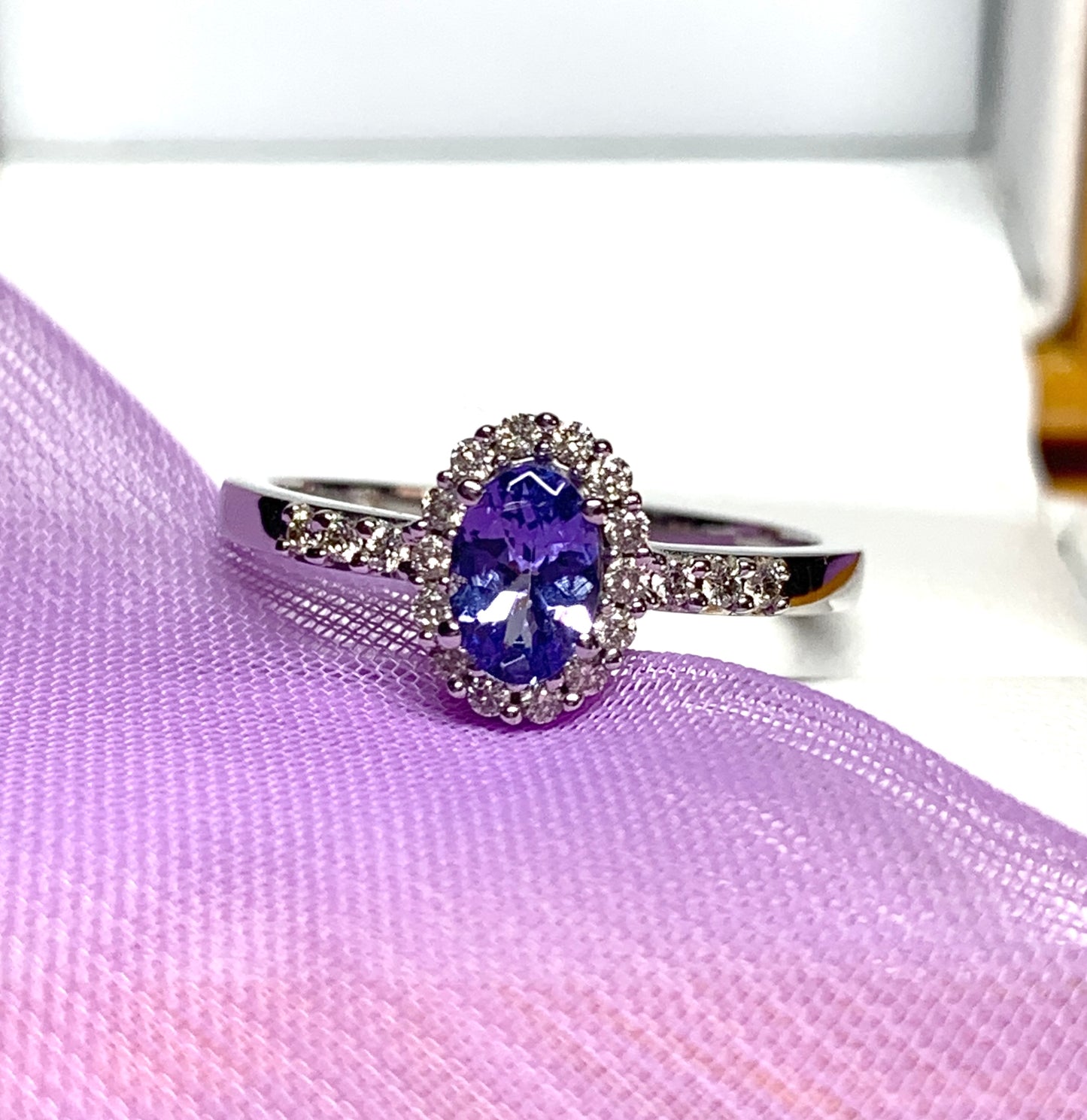 Real tanzanite cluster ring with real diamonds white gold oval