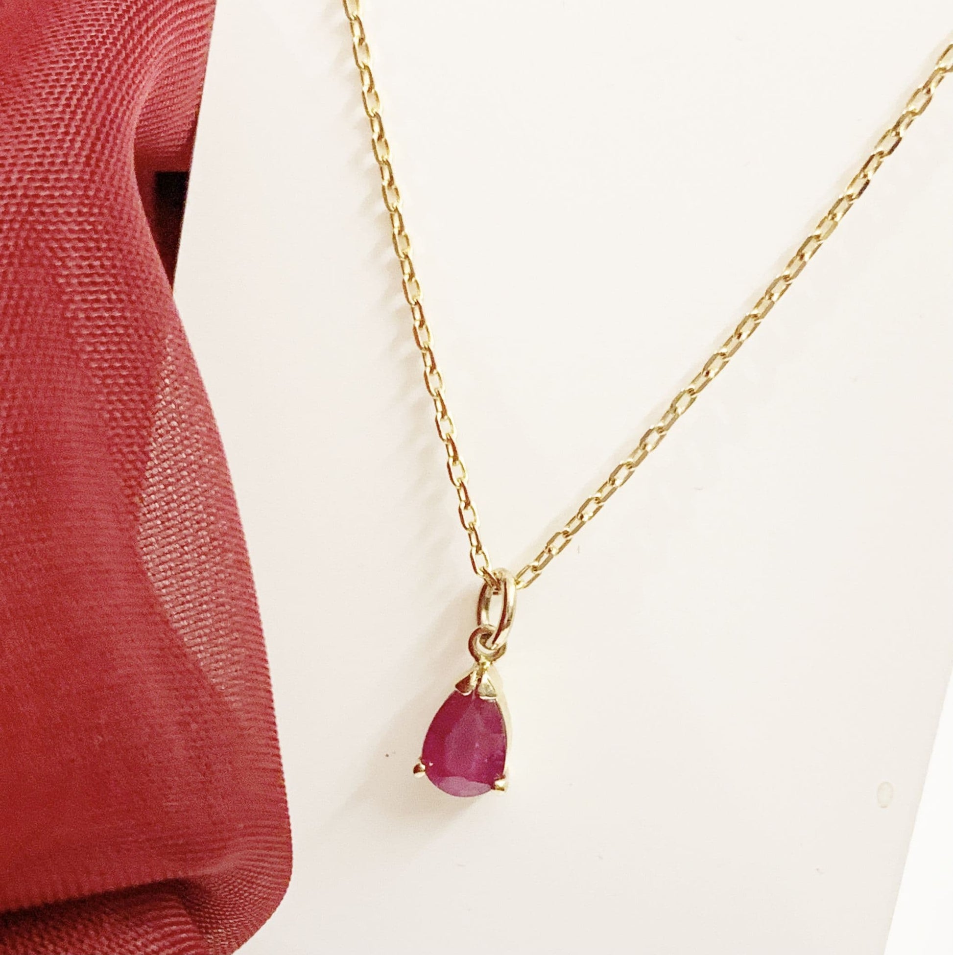 Red Ruby Yellow Gold Pear Teardrop Shaped Necklace