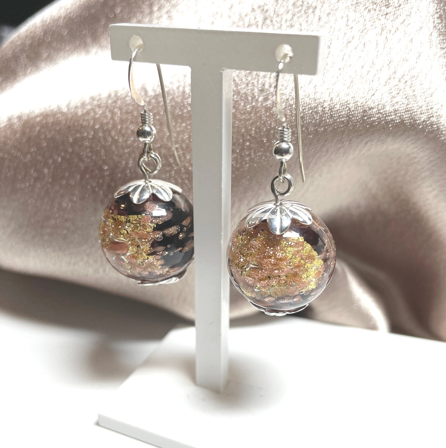  Rose Design Black Gold Murano Glass Drop Earrings