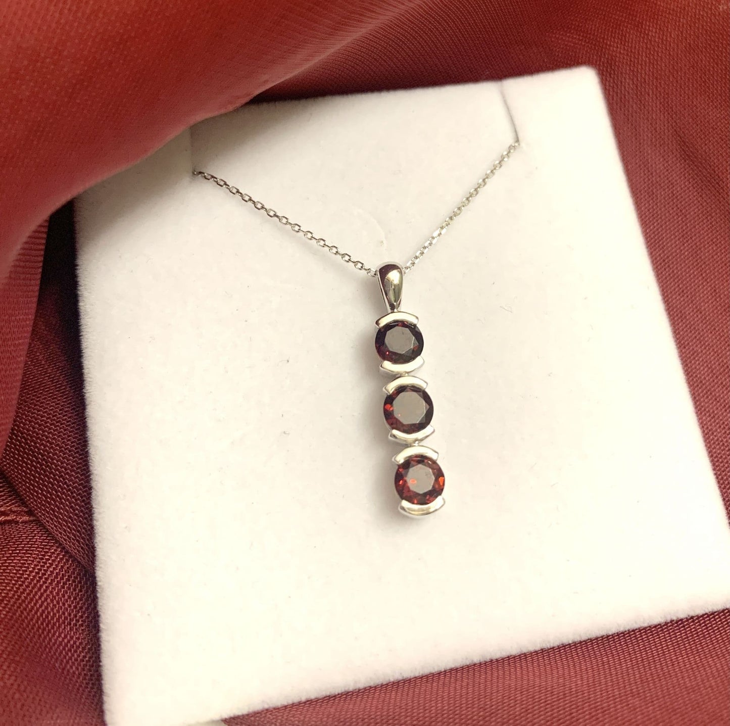 Round Triple Trilogy Red Garnet Necklace Pendant White Gold