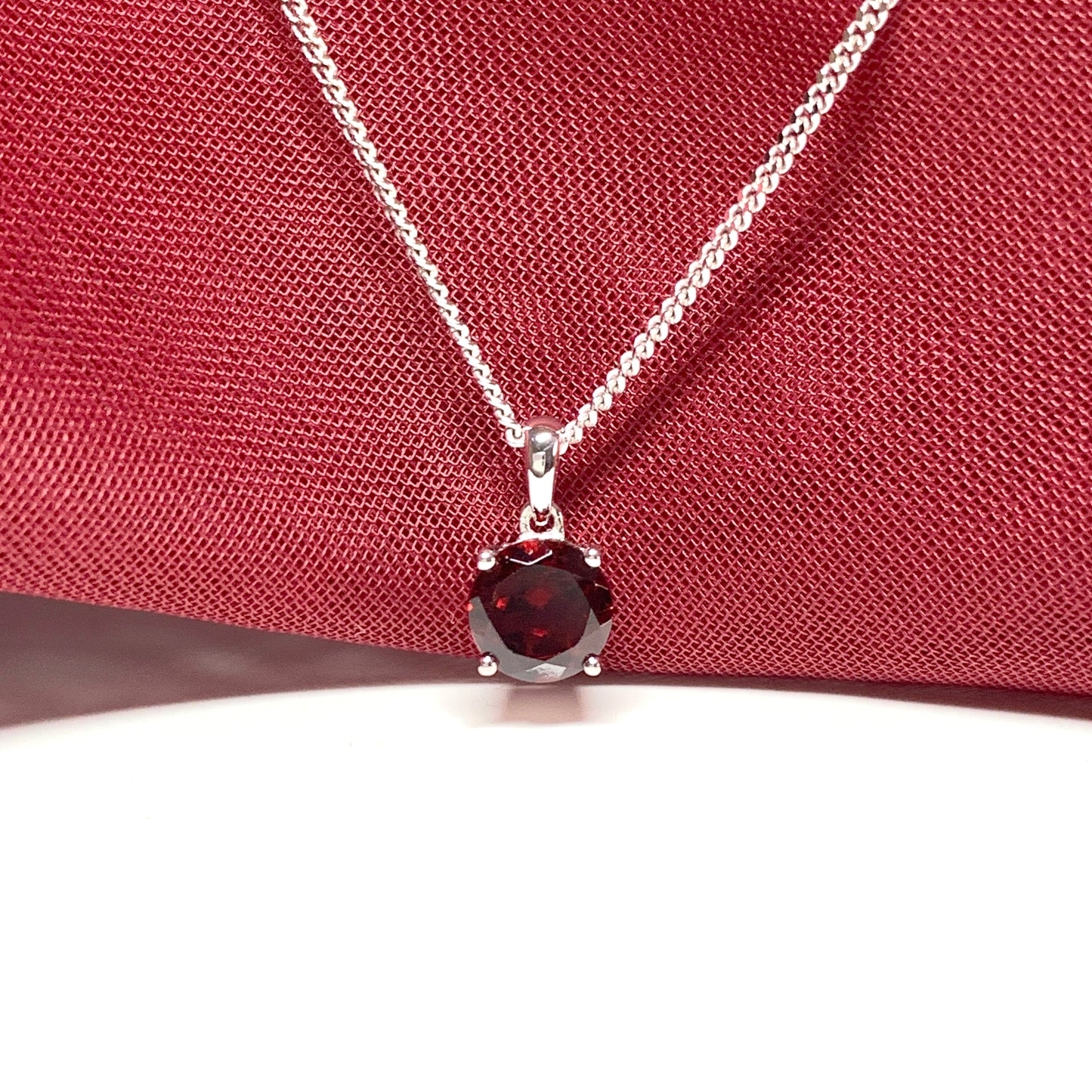 Classic round garnet sterling silver necklace