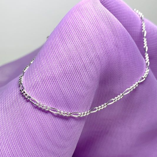 Silver bracelet ladies fine delicate Figaro link design solid