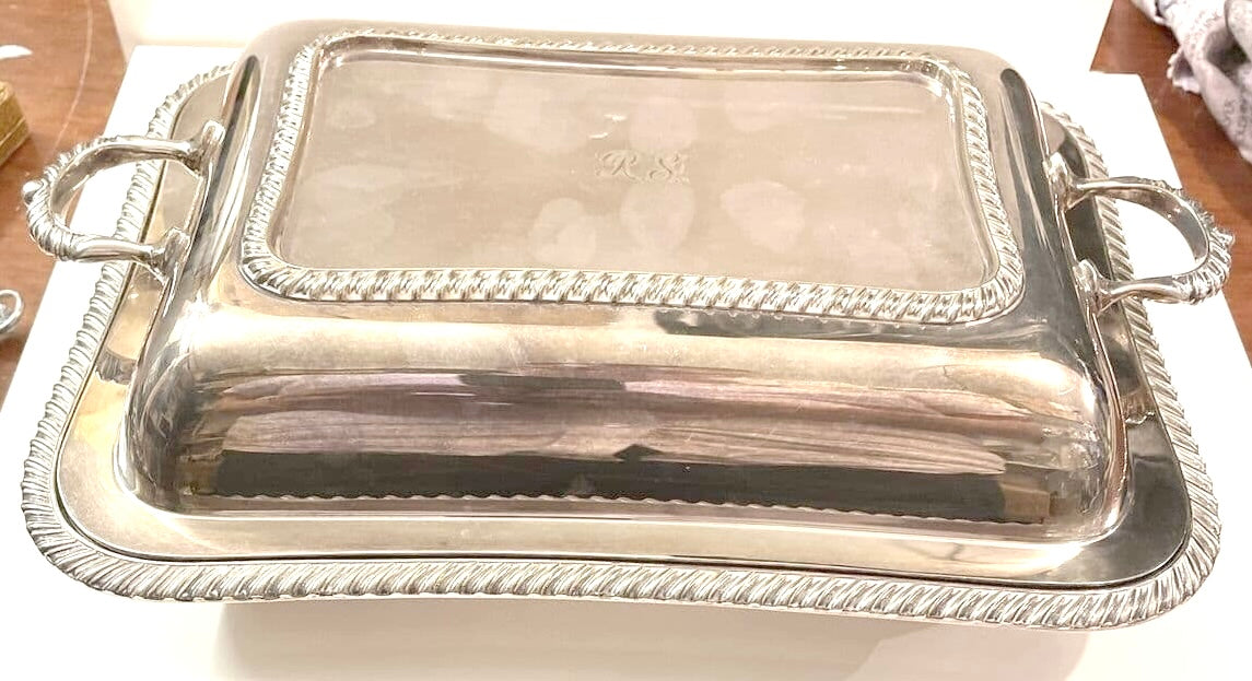 Silver plated serving tray with handles - Pre Loved