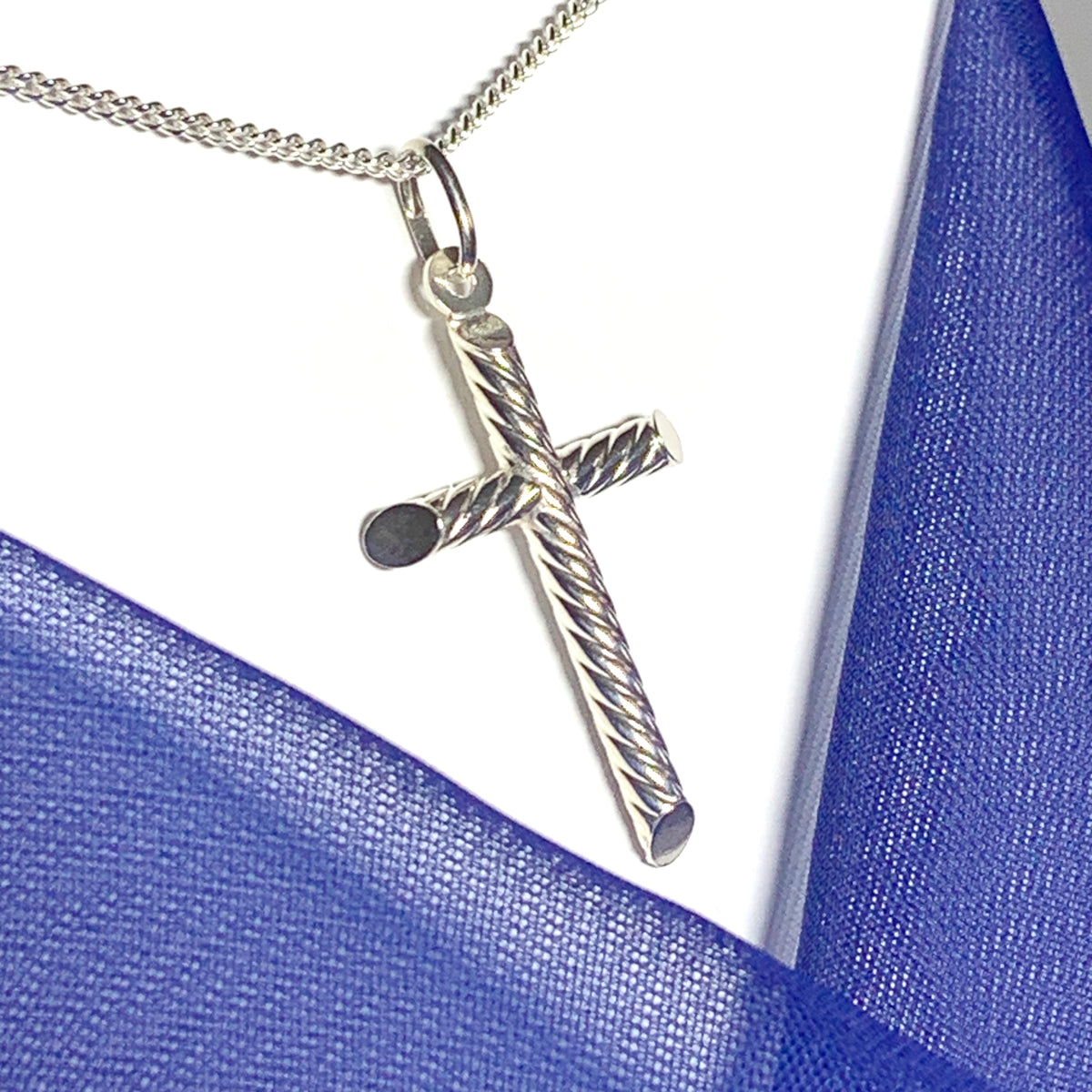 Solid diamond cut cross patterned sterling silver and chain