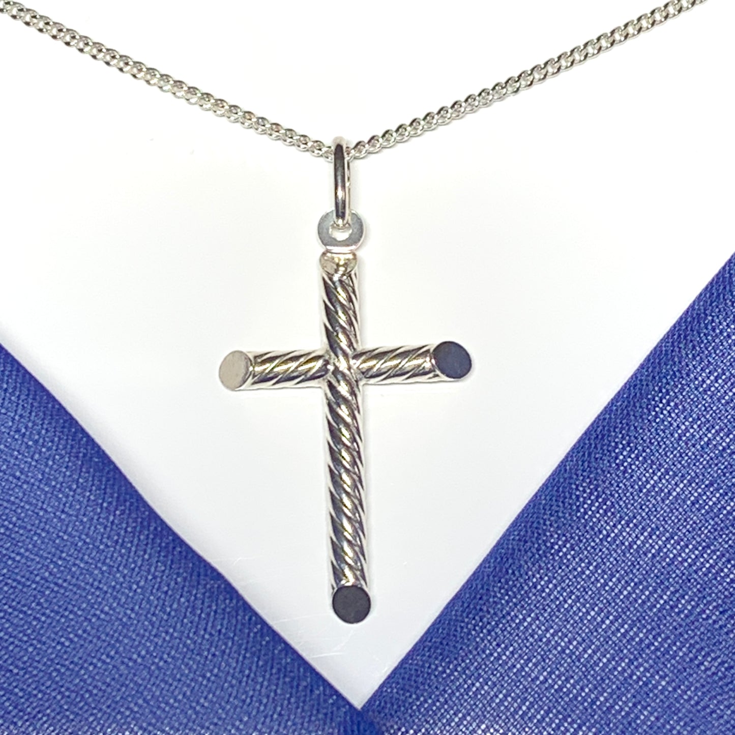 Solid diamond cut cross patterned sterling silver and chain