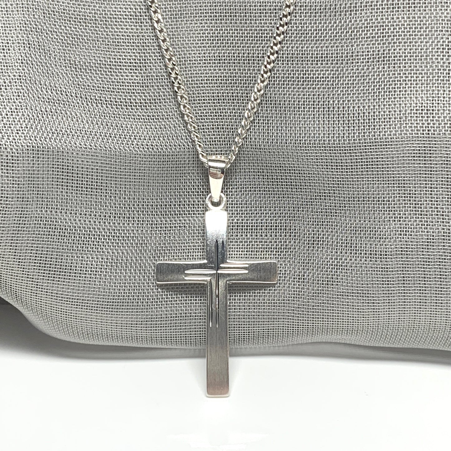 Solid diamond cut cross patterned sterling silver and chain