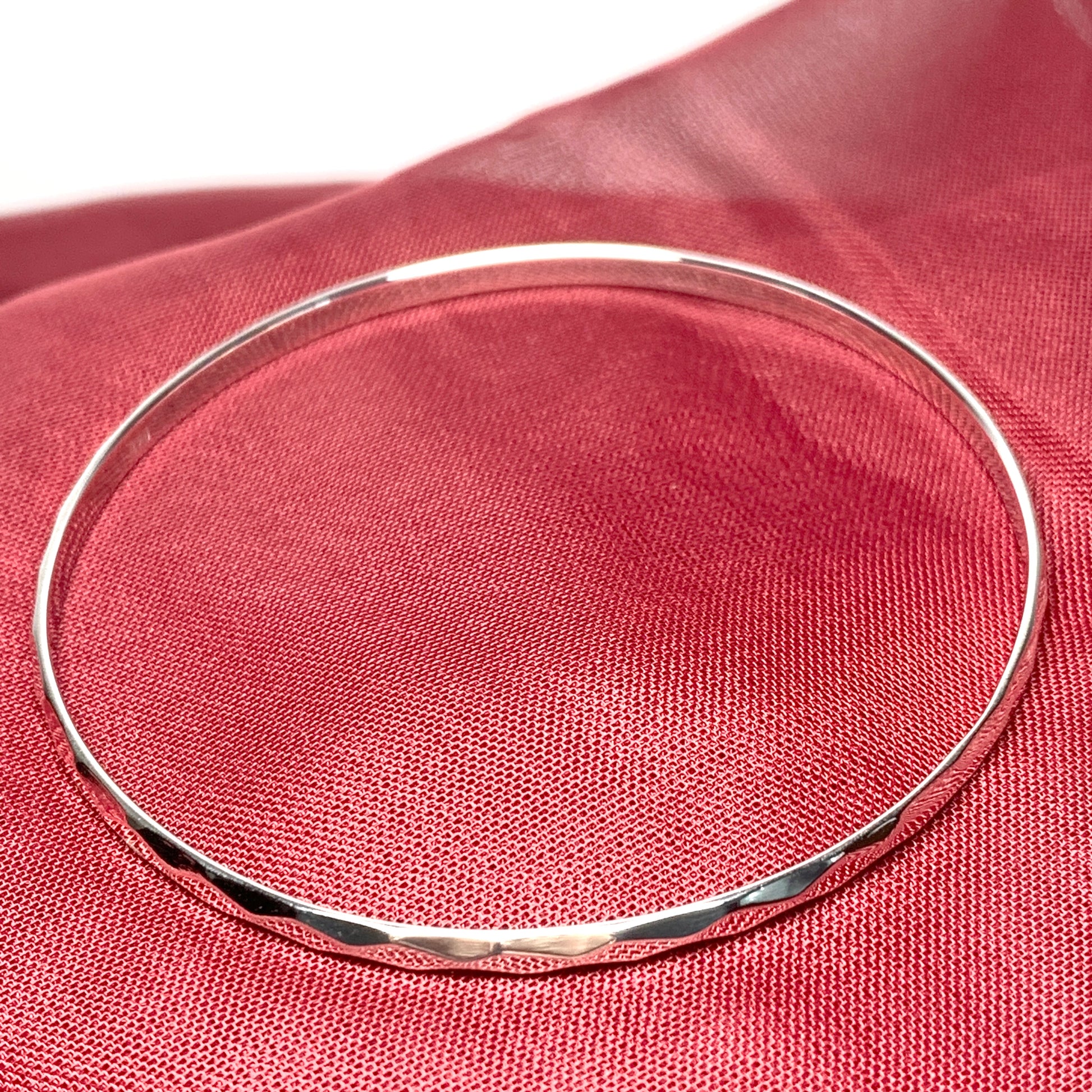 Solid round bangle 3 mm round patterned faceted sterling silver slave