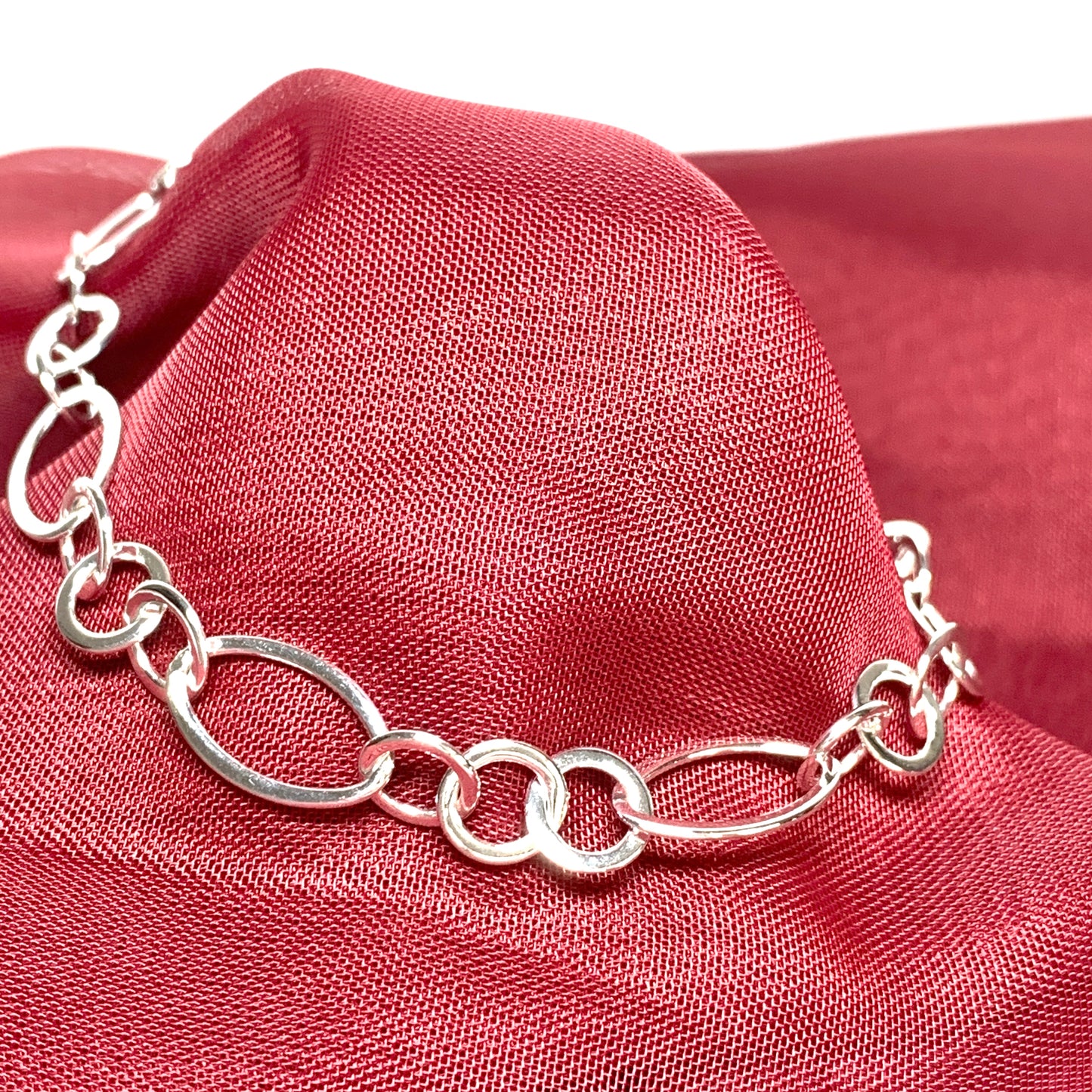 Solid silver bracelet fancy with an open link oval and round