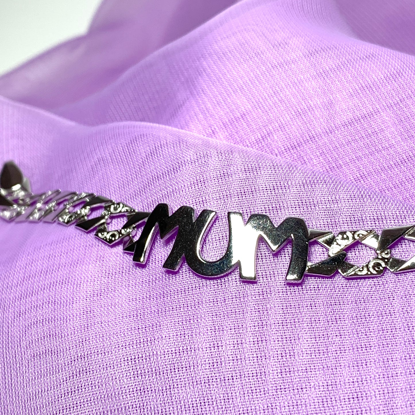 Solid sterling silver mum curb bracelet