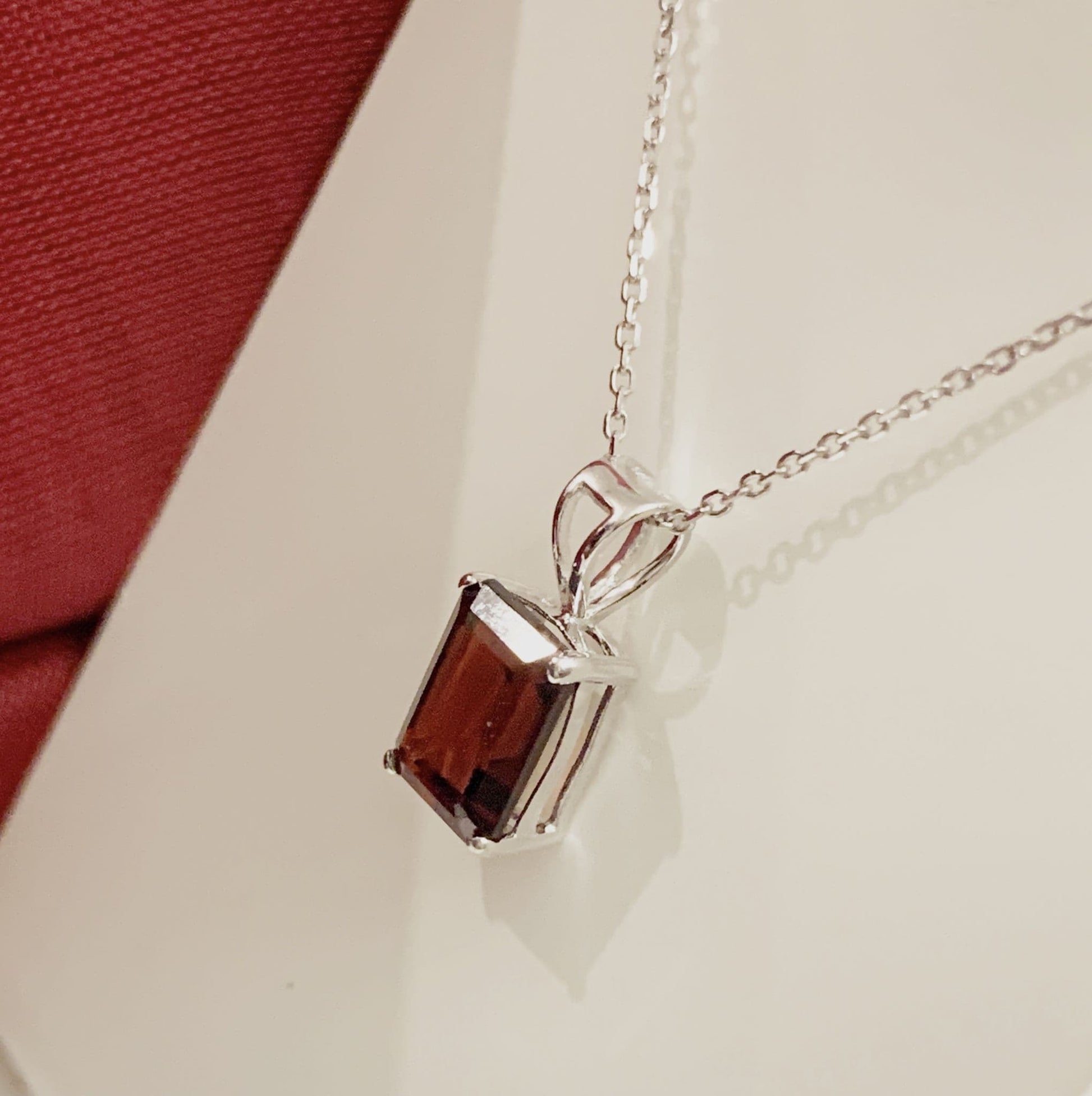 Square red real garnet necklace pendant white gold