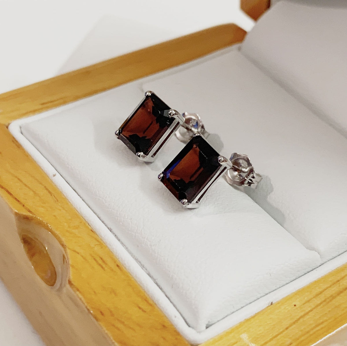 Square Set Garnet White Gold Earrings