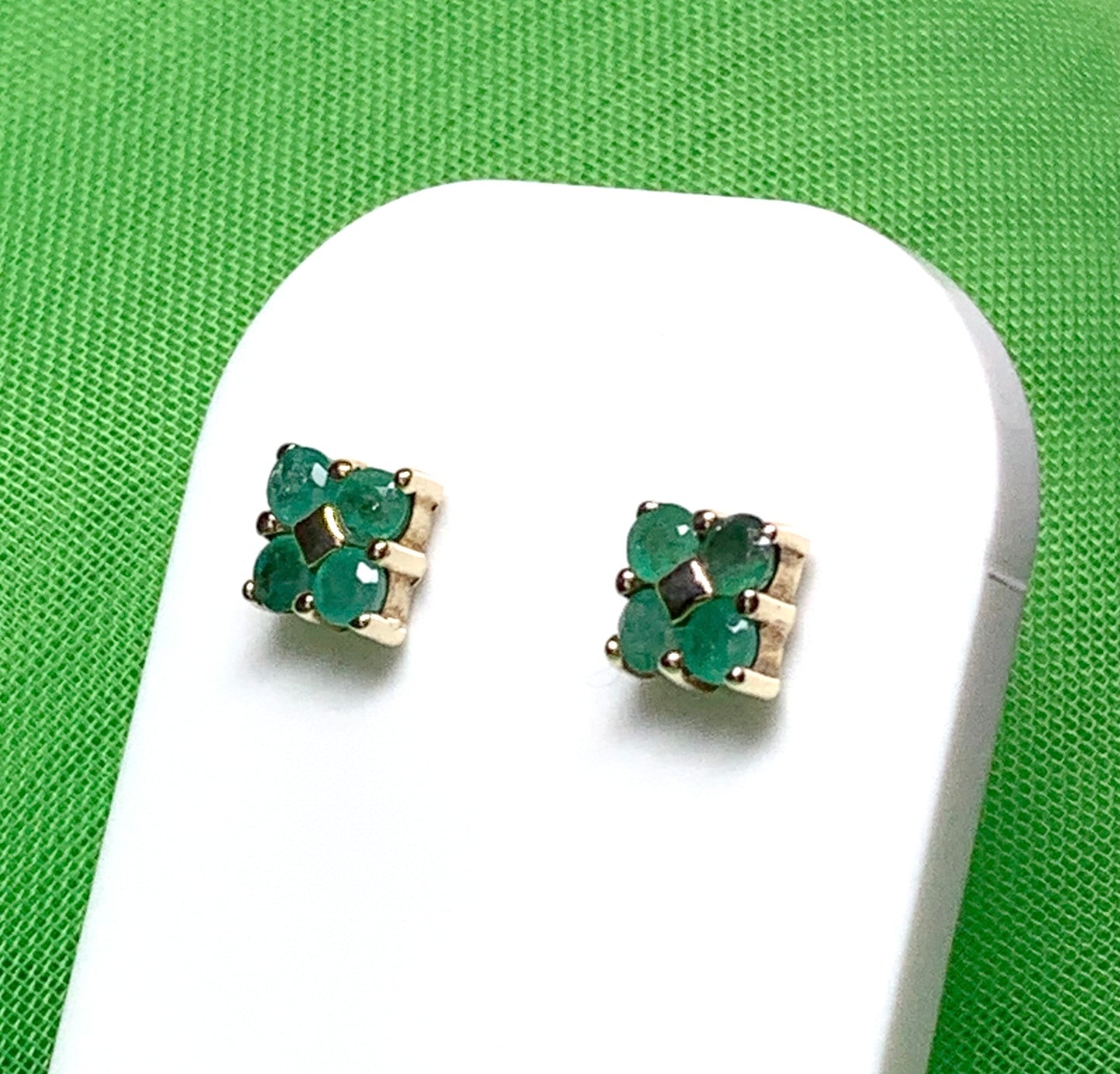 Square yellow gold green real emerald cluster stud earrings
