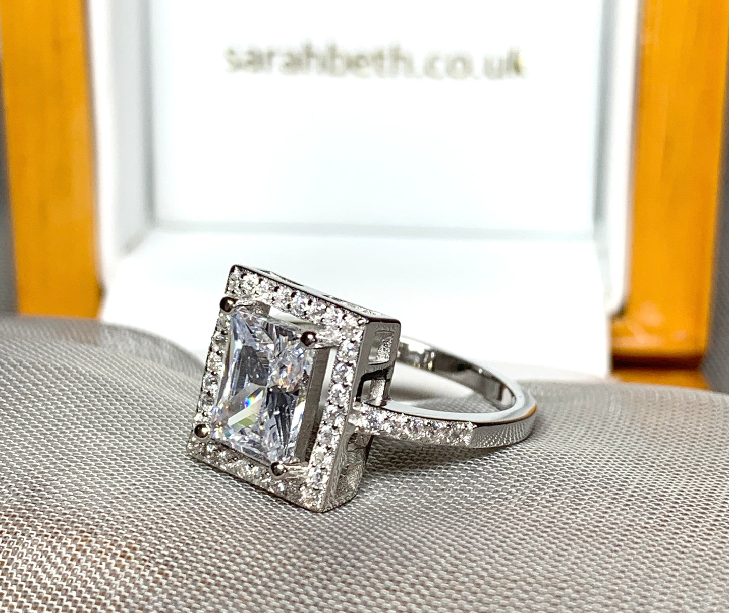 Square ladies sterling silver cluster ring rectangle shaped