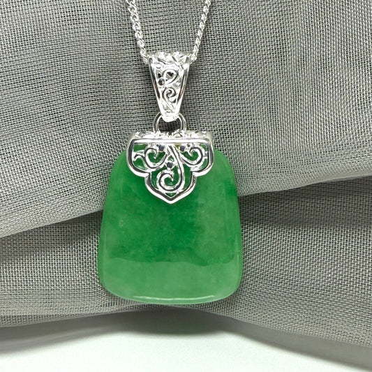 Sterling Silver Cushion Shaped Real Green Jade Necklace Pendant With chain