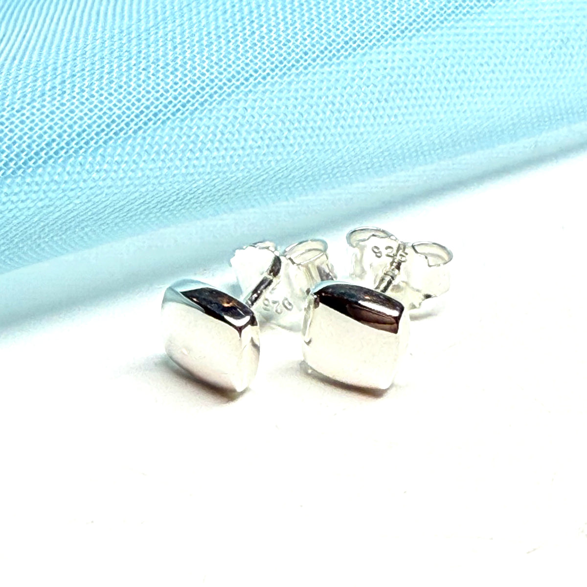 Sterling Silver Polished Cushion Shaped Stud Earrings