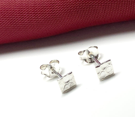 Sterling silver patterned square stud earrings