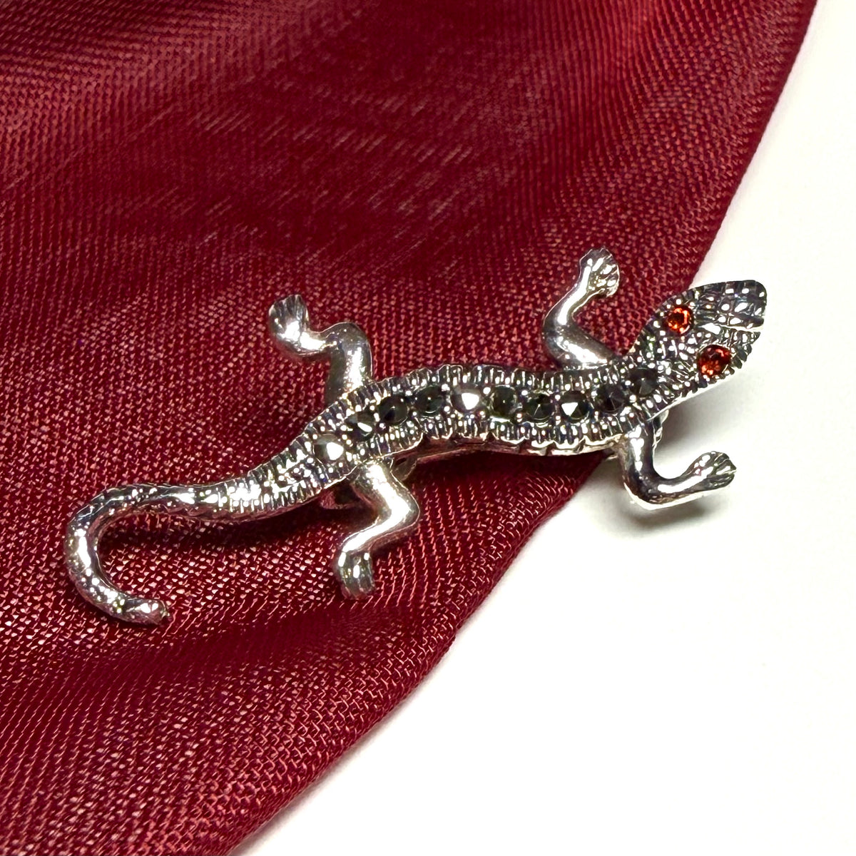 Sterling silver real marcasite gecko brooch with real garnet eyes