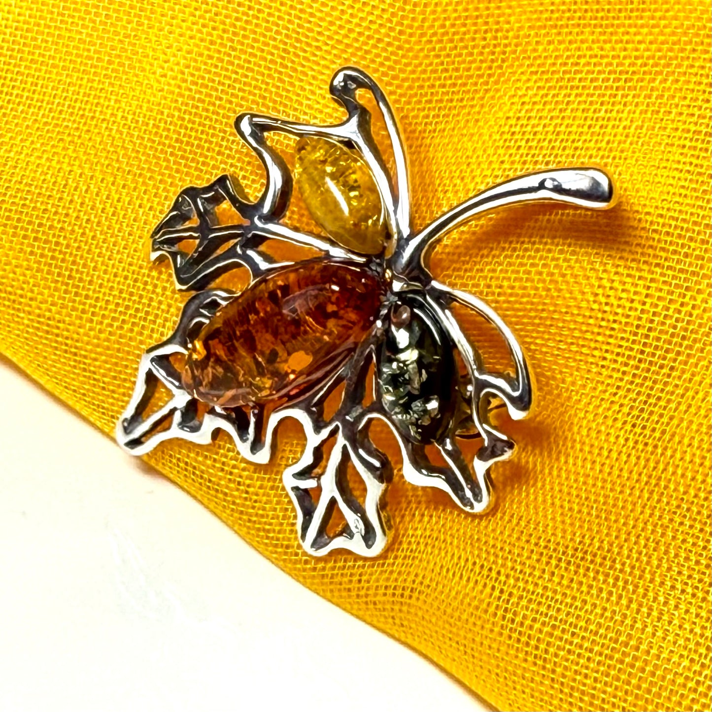 Sterling silver real amber maple leaf shaped brooch