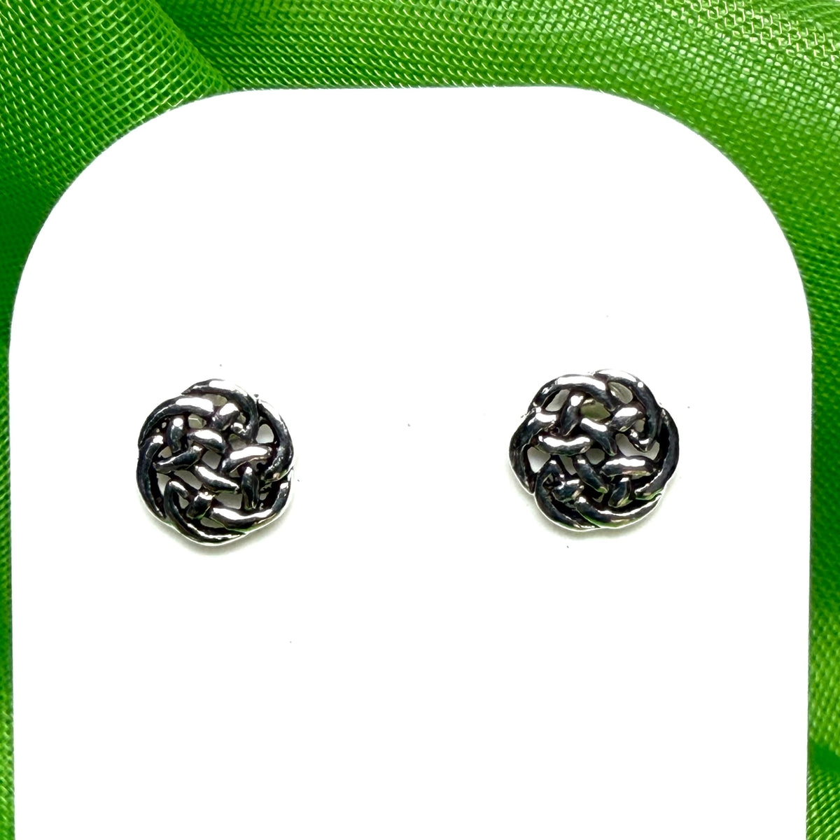 Sterling silver round Celtic stud earrings 6 mm diameter