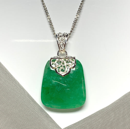 Sterling silver cushion shape real green jade necklace pendant lozenge shaped