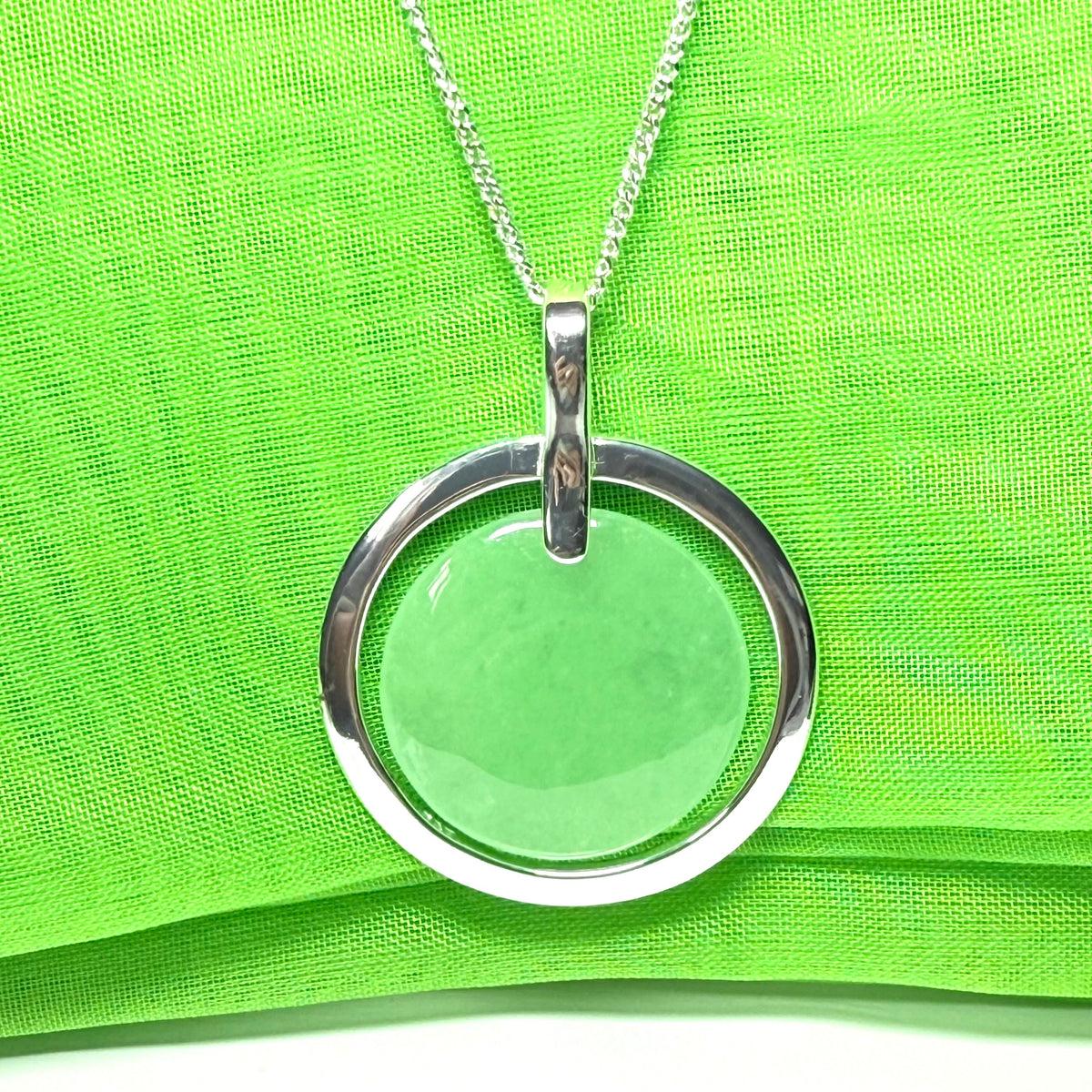 Large necklace sterling silver round shaped green real jade halo styled pendant curb chain included