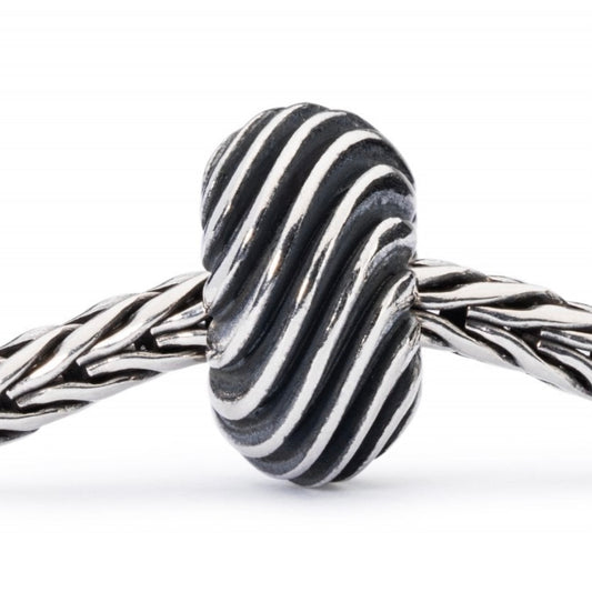 Trollbeads Gentle Wave Sterling Silver TAGBE-30063 On bracelet