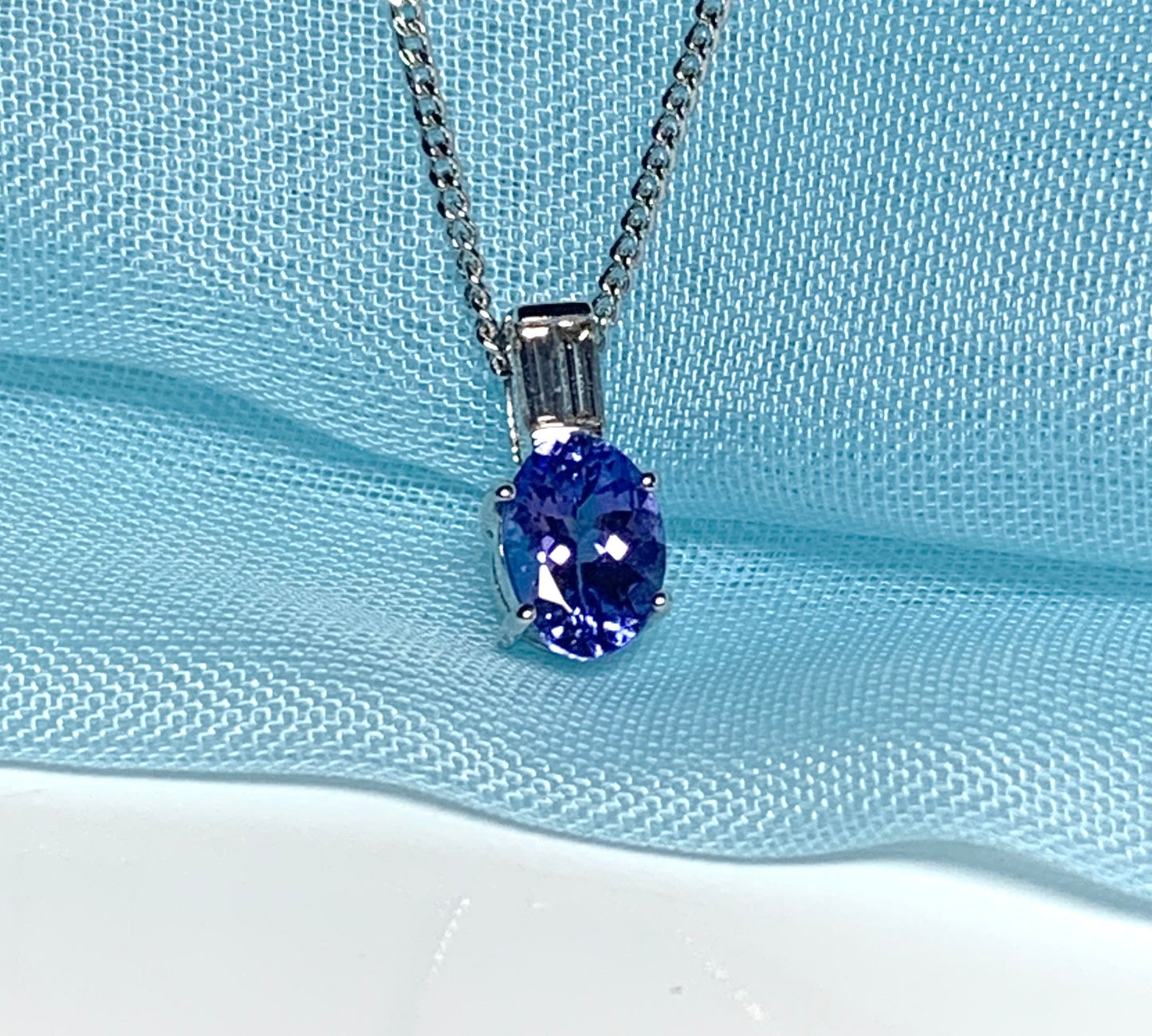 Tanzanite And Diamond White Gold Oval Necklace