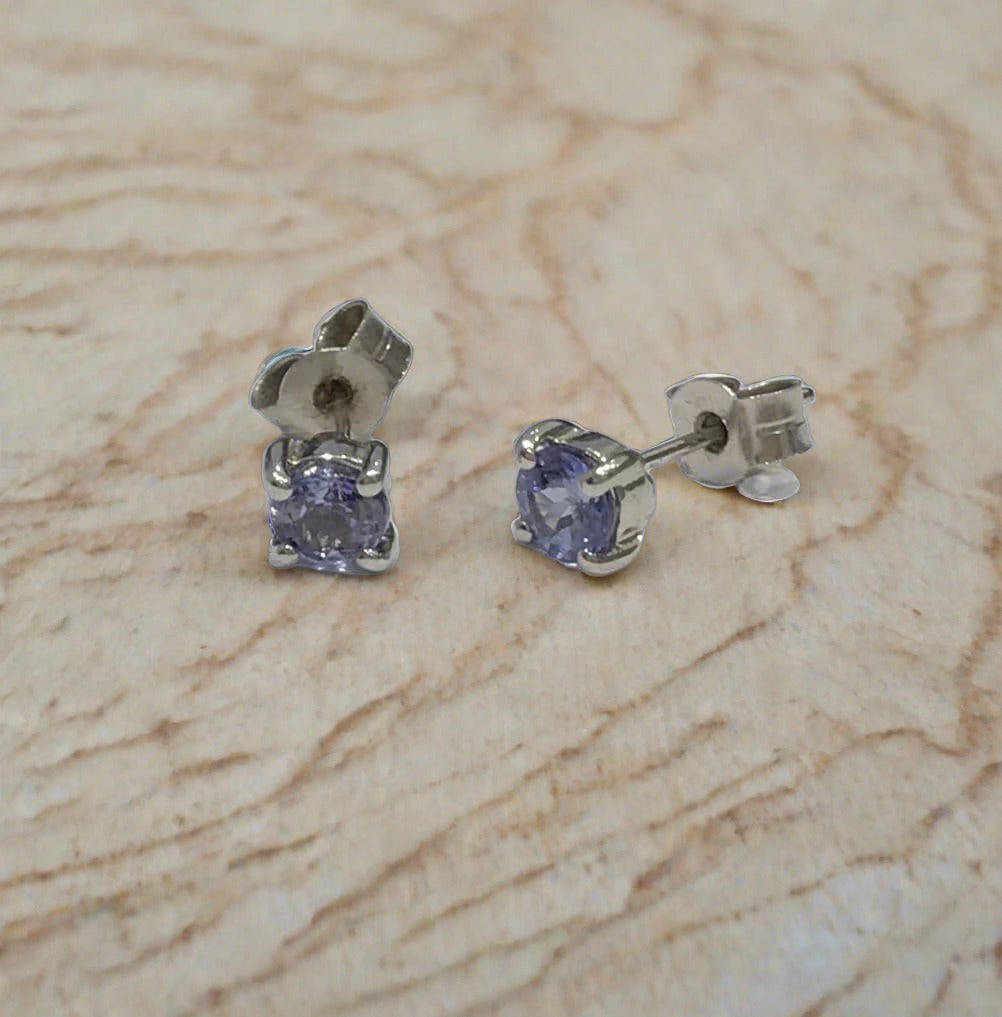 Tanzanite White Gold Round Earrings