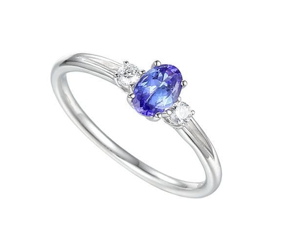 Tanzanite and diamond white gold oval ring