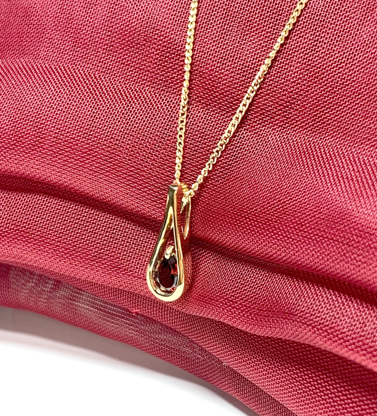 Tear drop pear real garnet necklace pendant yellow gold smooth rubbed over