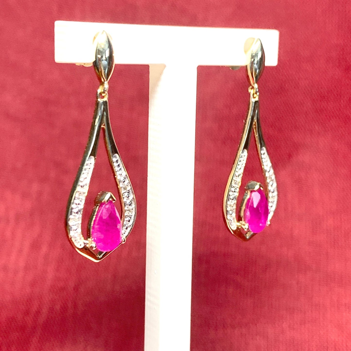 Teardrop Red Ruby And Diamond Earrings Yellow Gold