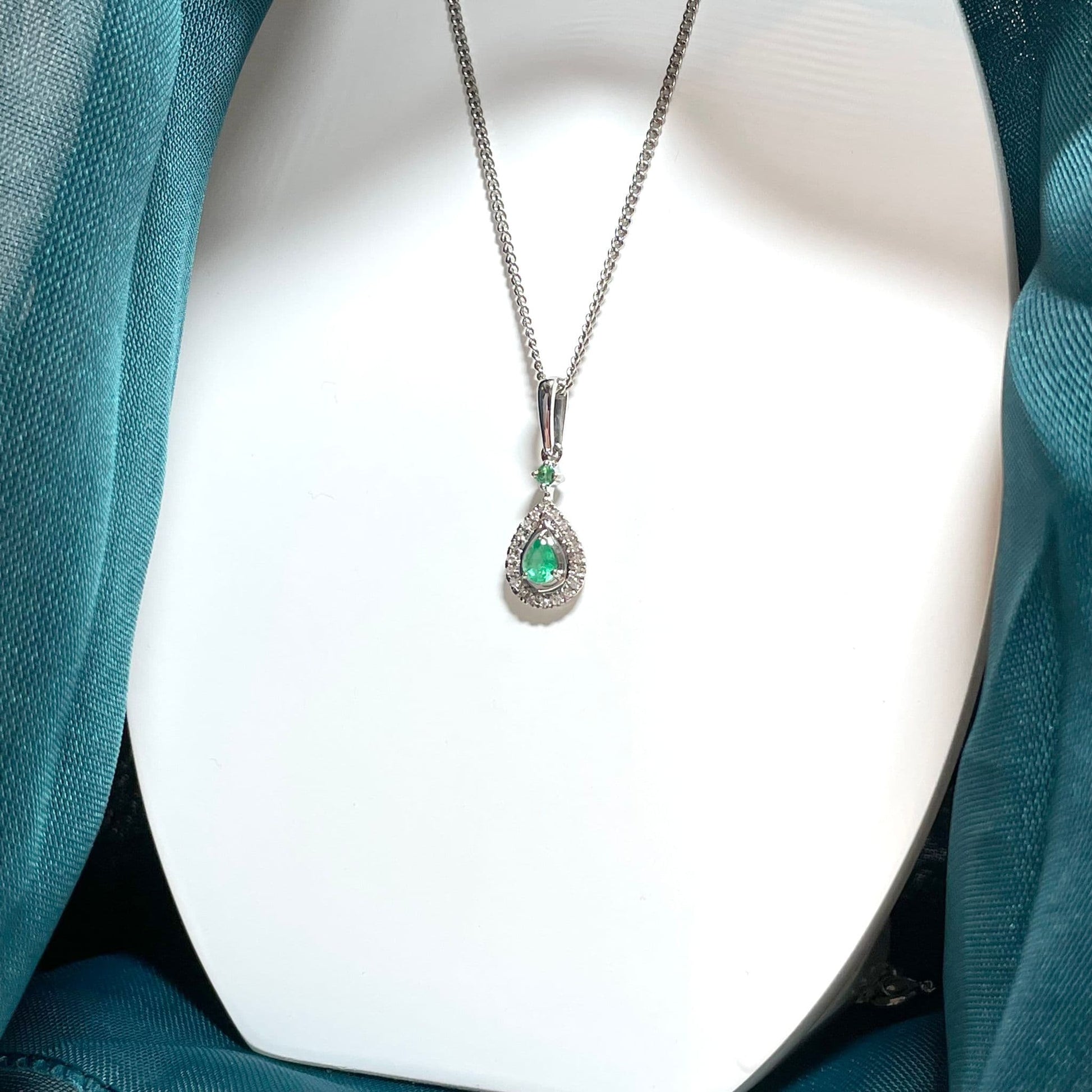 Emerald And Diamond White Gold Teardrop Cluster Necklace