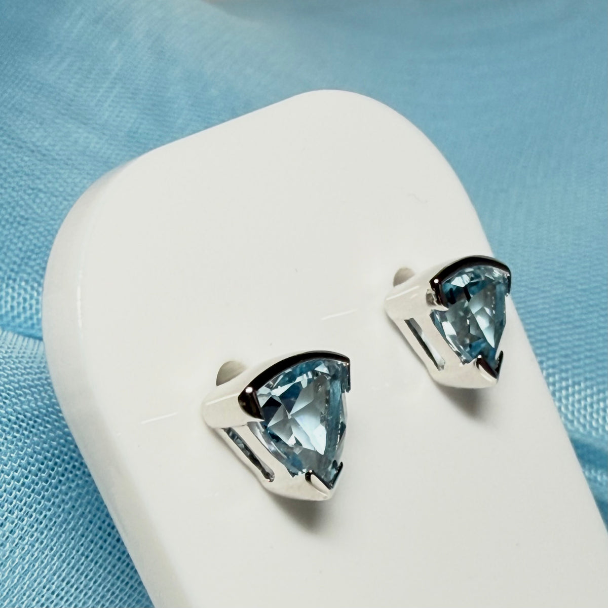 Triangle shape real blue topaz sterling silver earrings