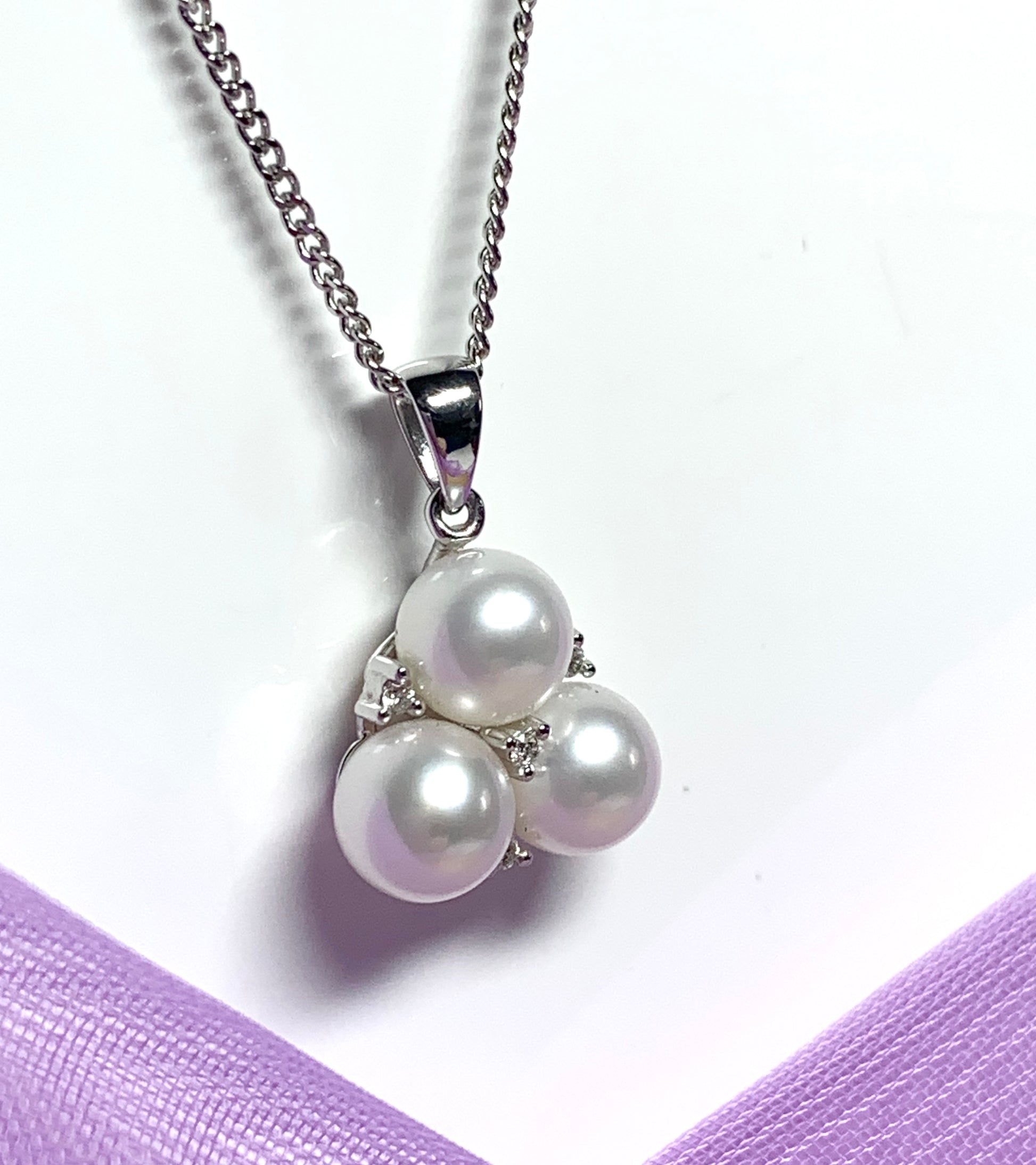 Triple cluster real pearl necklace and diamond cultured freshwater white gold pendant