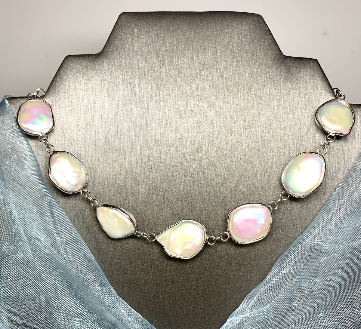 Very large real freshwater cultured pearl single row fancy necklace