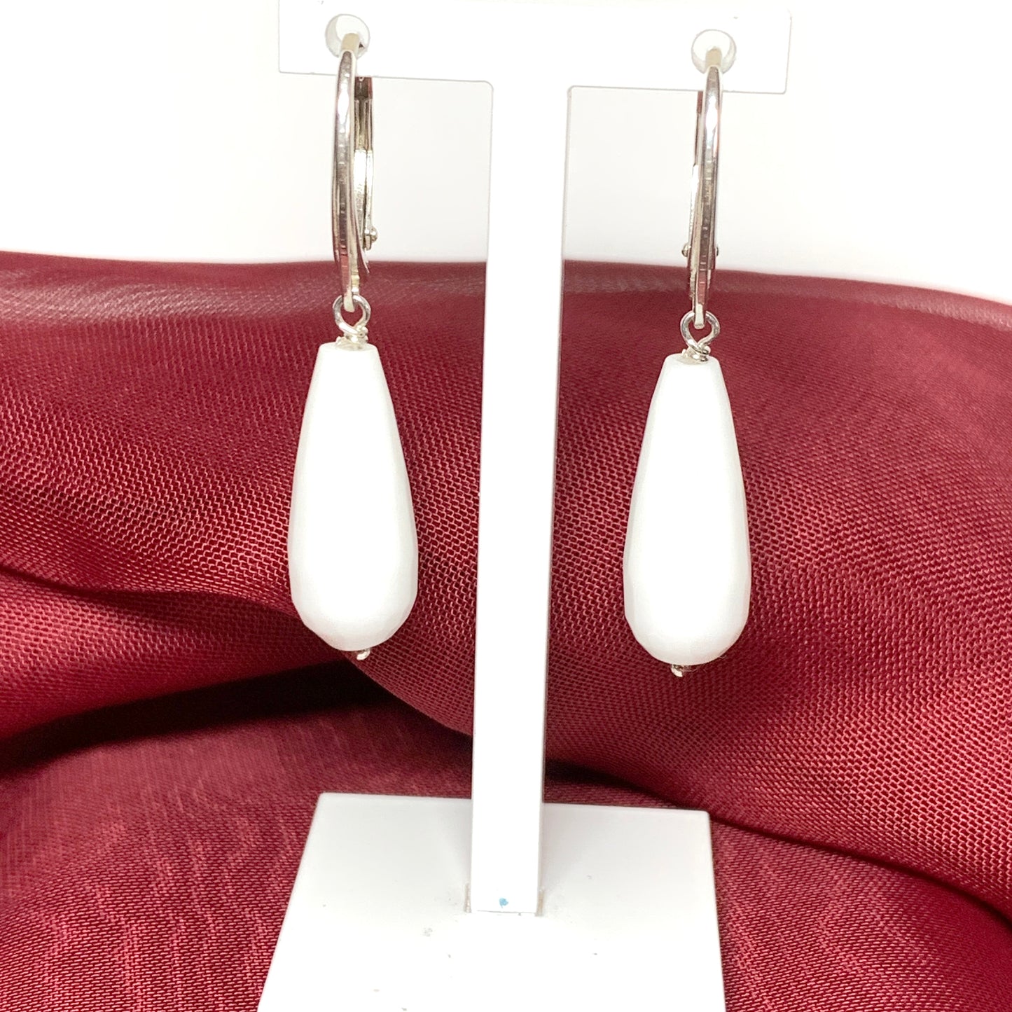 White teardrop shaped agate drop earrings