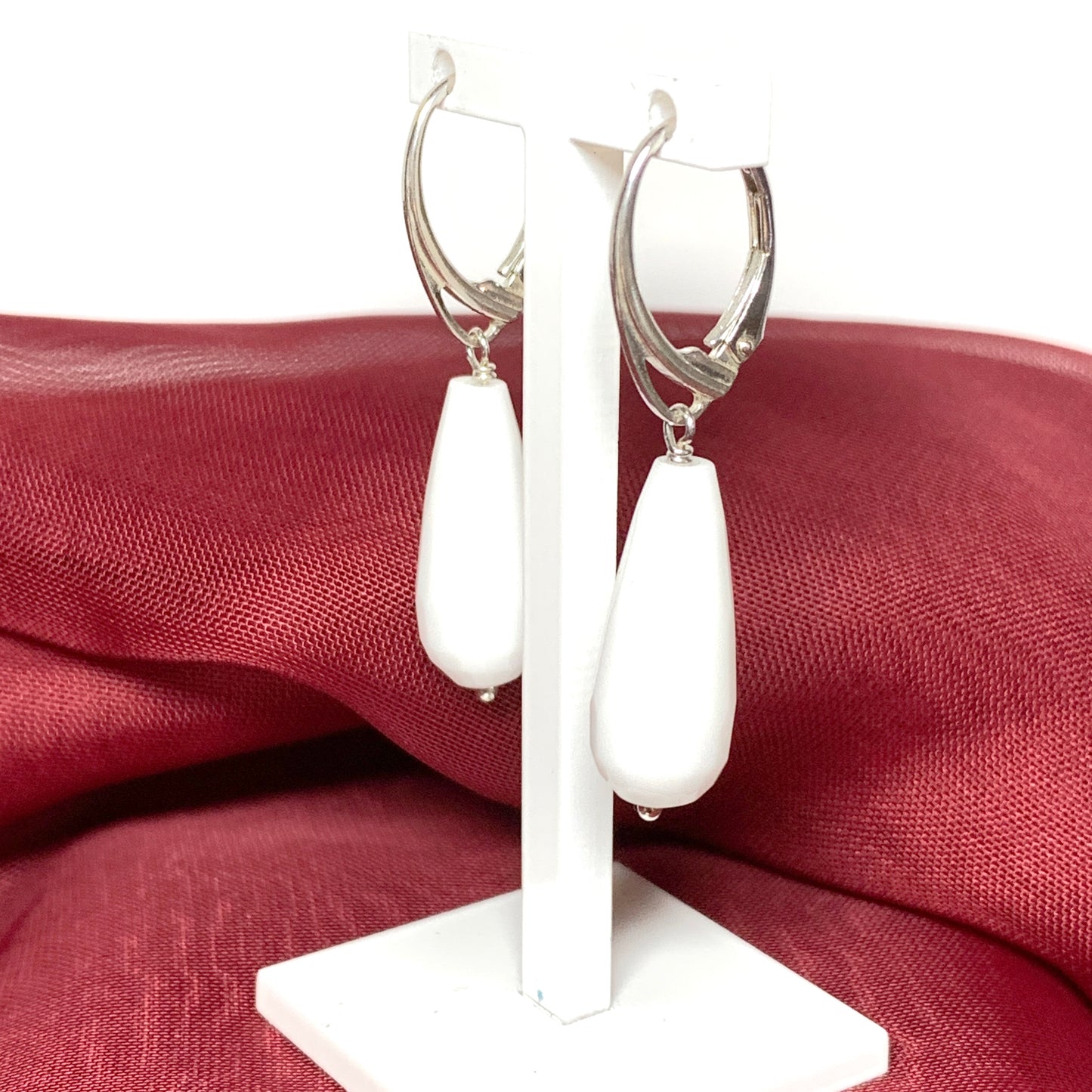 White teardrop shaped agate drop earrings