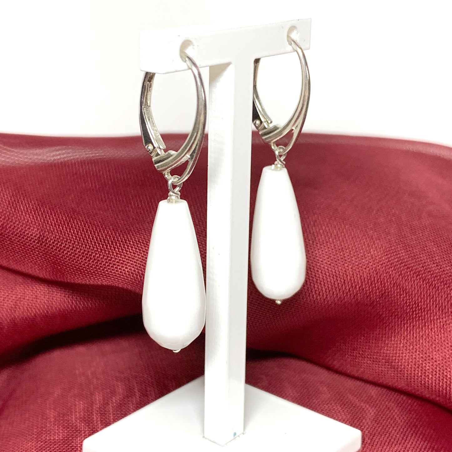 White teardrop shaped agate drop earrings