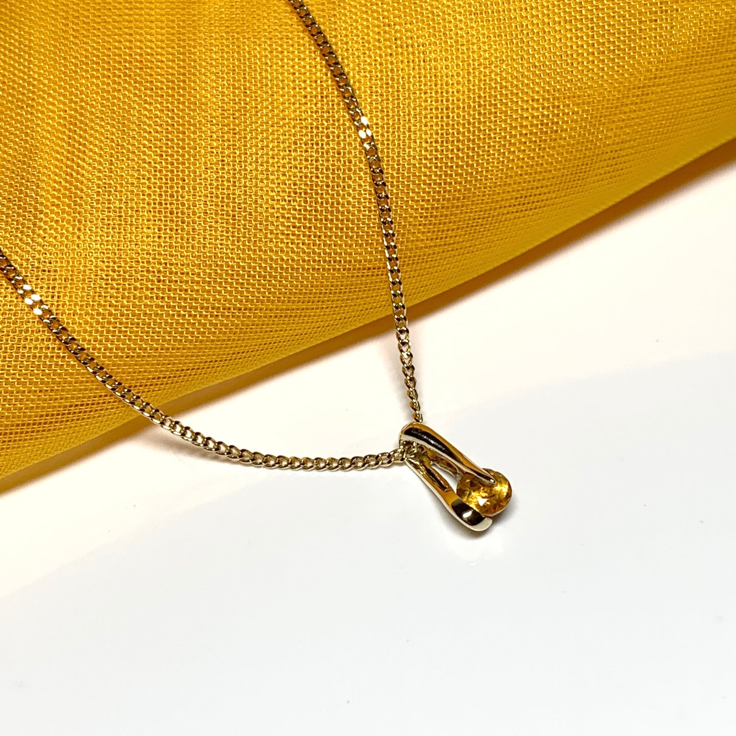 Yellow citrine yellow gold necklace