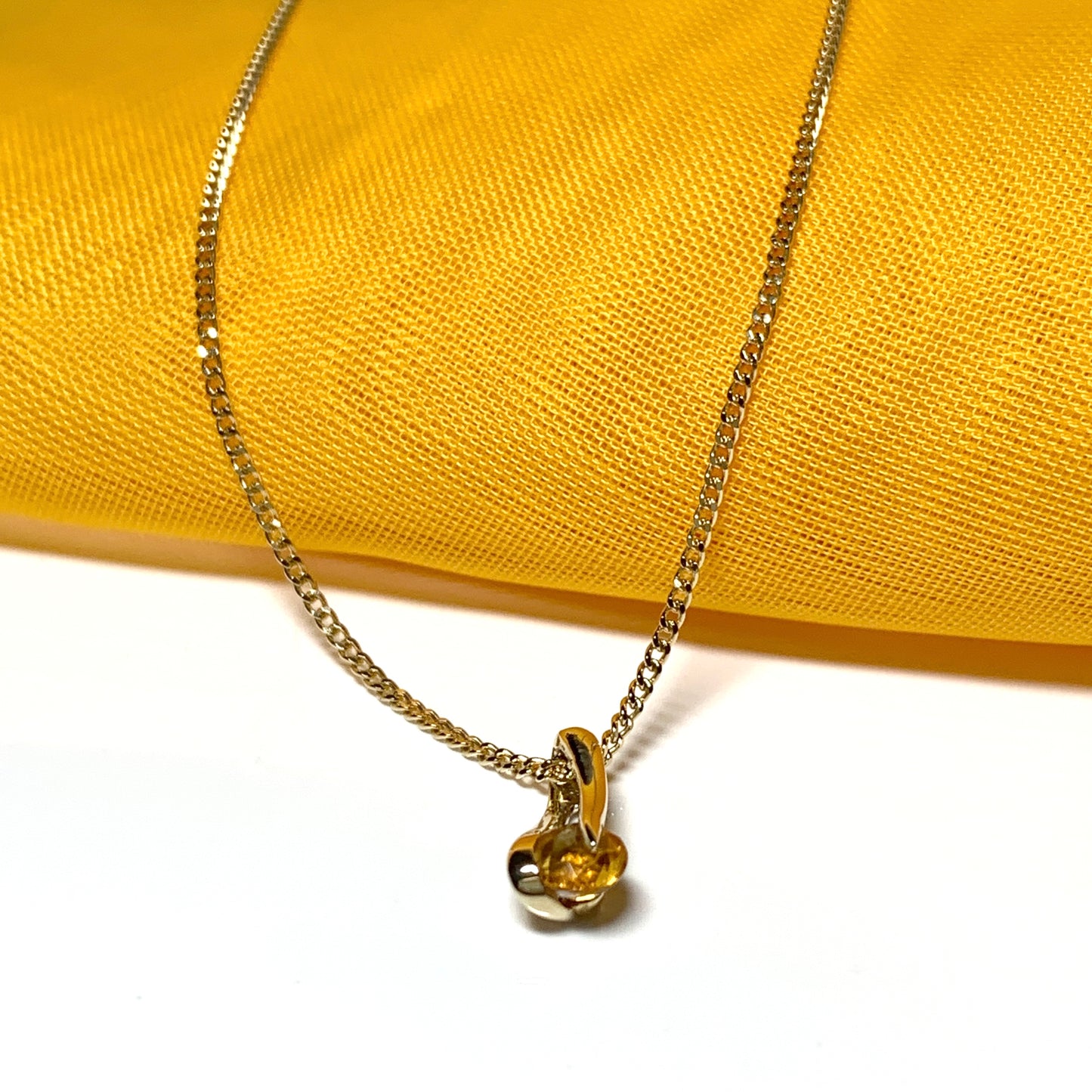 Yellow citrine yellow gold necklace