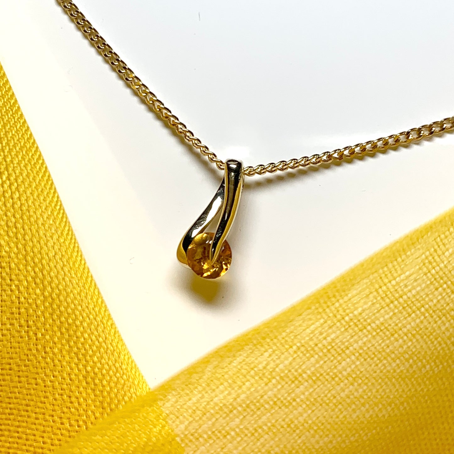 Yellow citrine yellow gold necklace